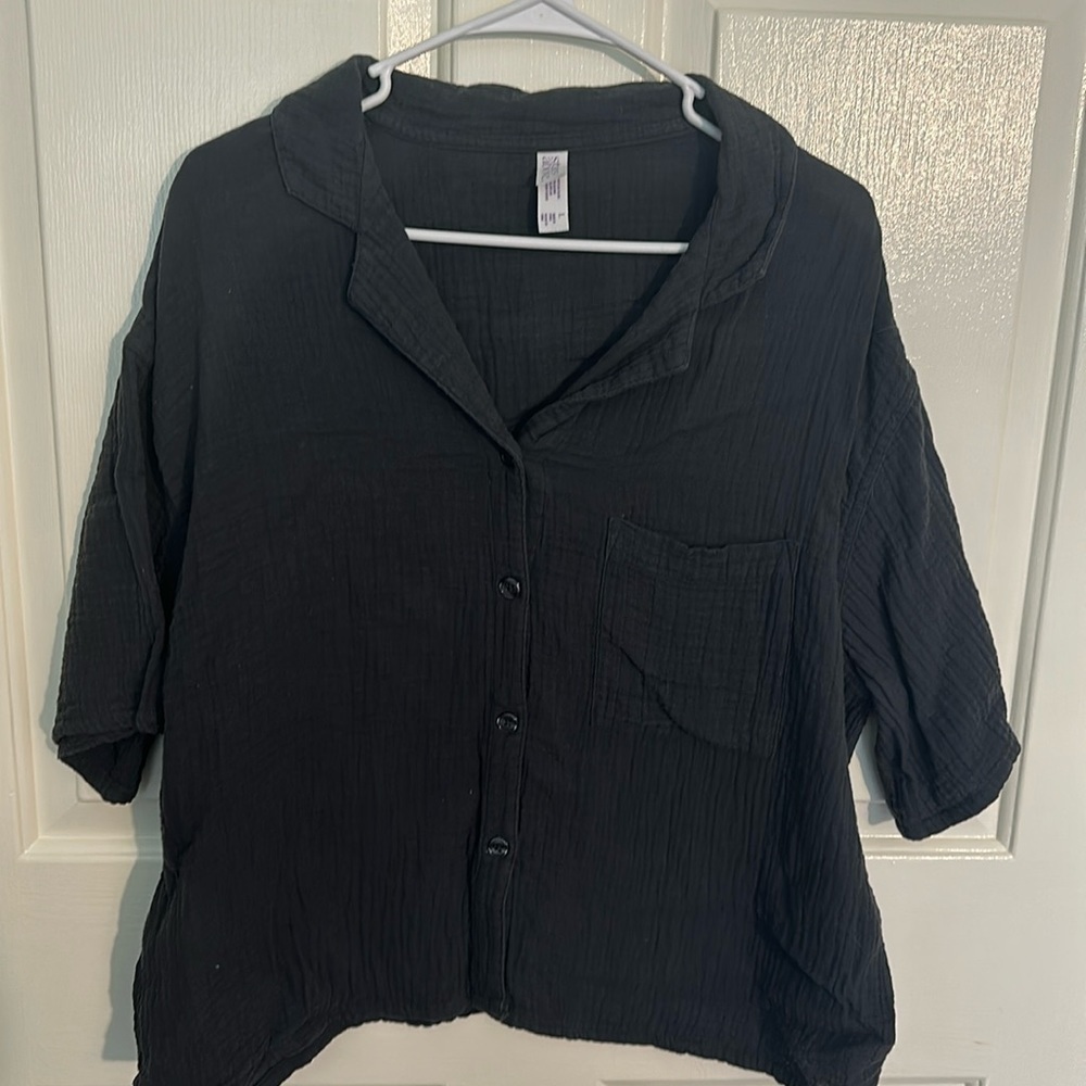 Stars‎ Above button up shirt Size Large